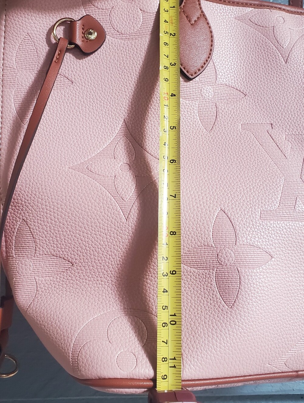 Pink Embossed Neverfull MM tote - Picture 6 of 10